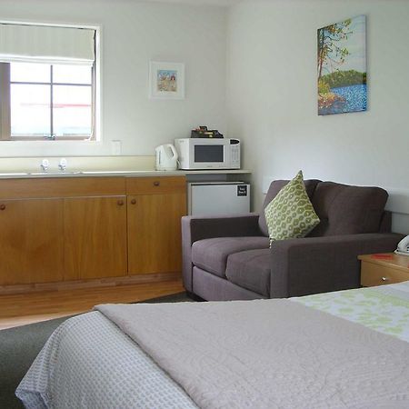 Tudor Court Motel Christchurch Dış mekan fotoğraf
