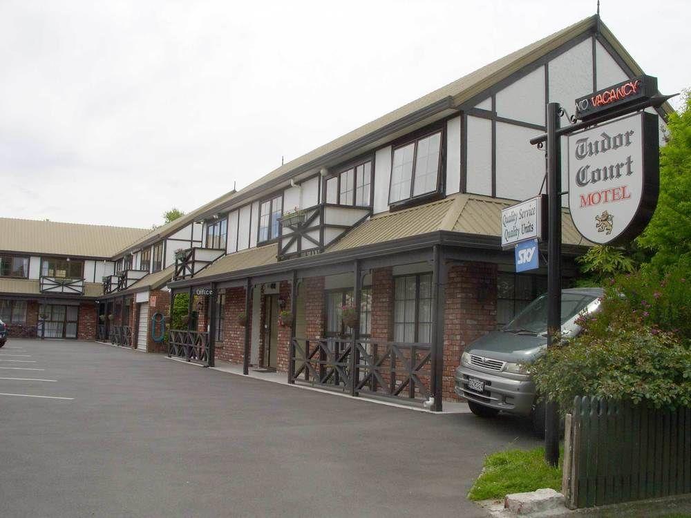 Tudor Court Motel Christchurch Dış mekan fotoğraf