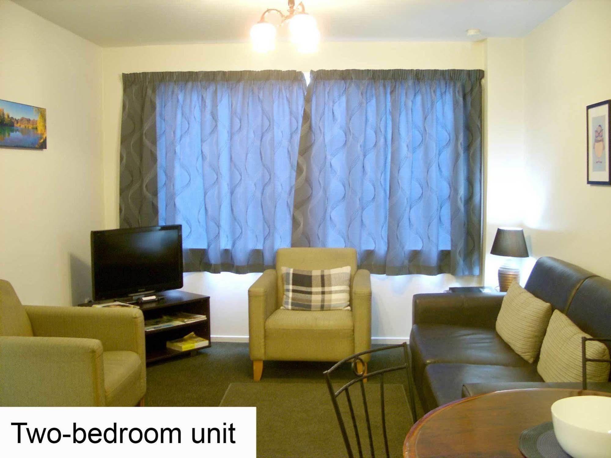 Tudor Court Motel Christchurch Dış mekan fotoğraf