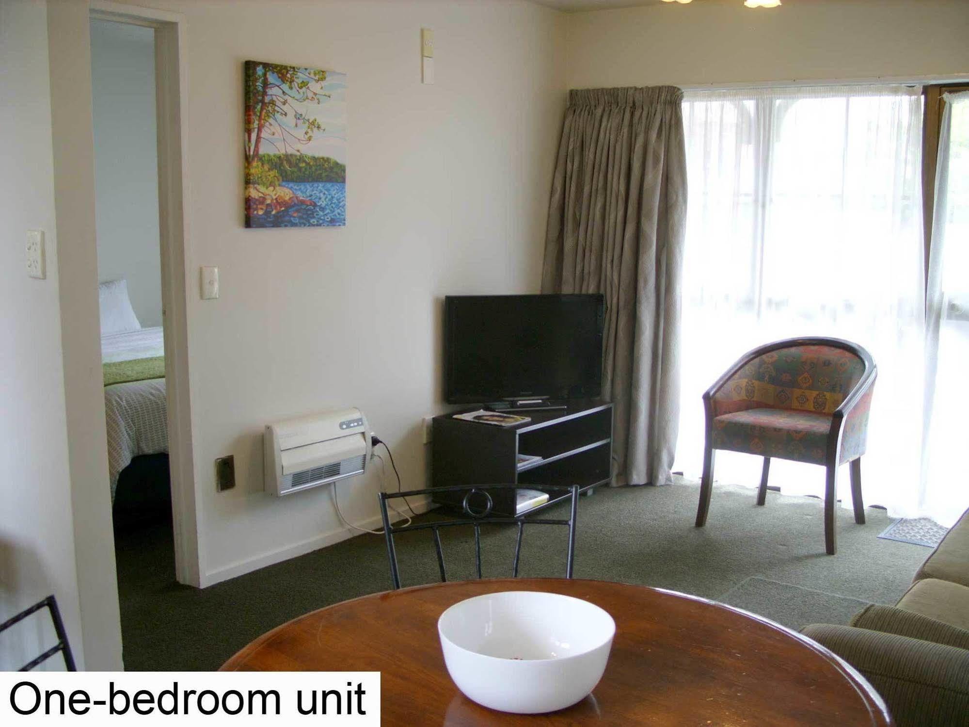 Tudor Court Motel Christchurch Dış mekan fotoğraf